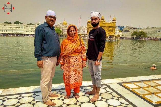 Harmandir Sahib Amritsar - Sikh Pilgrimage Site